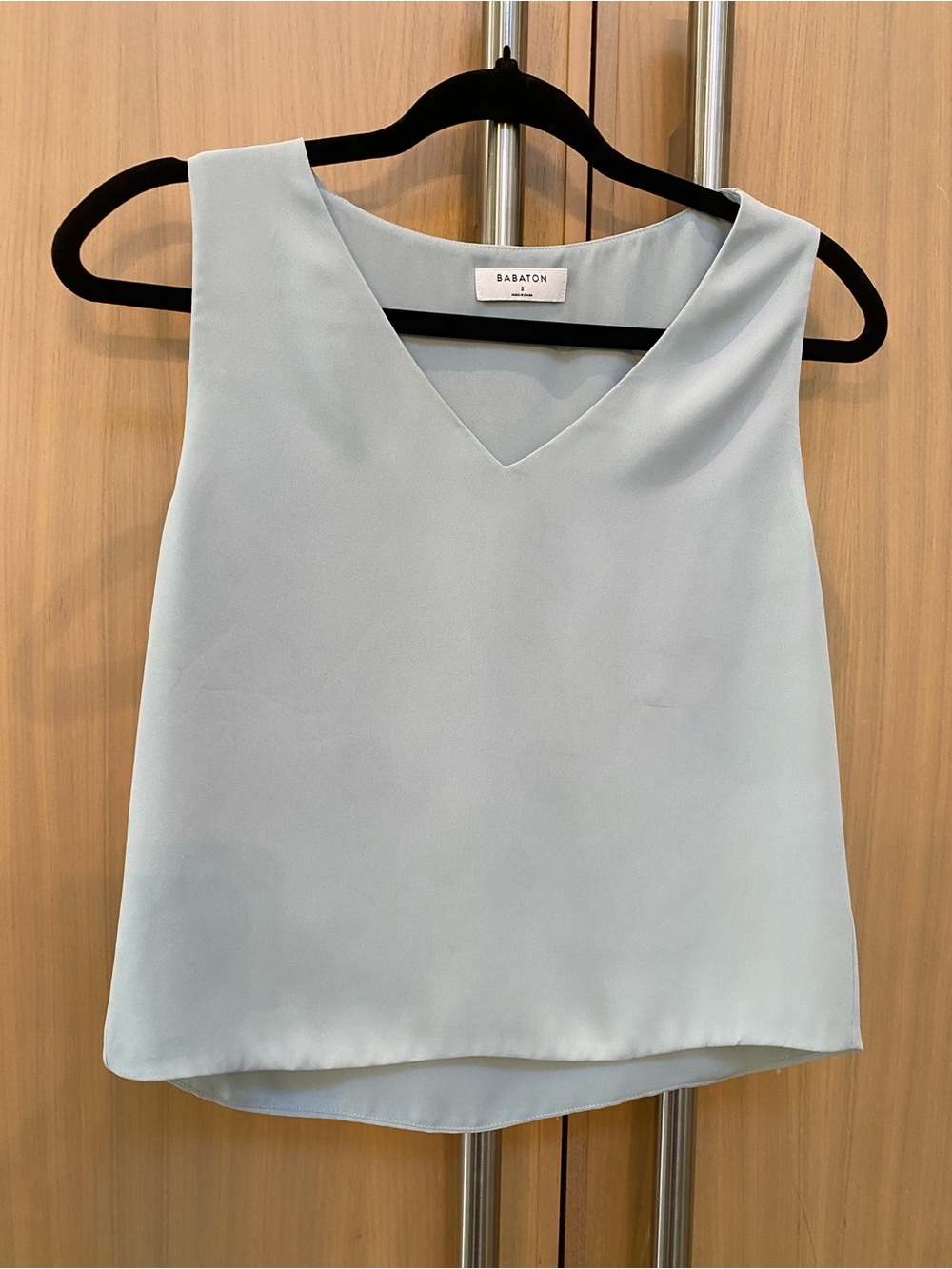 Babaton Light mint V-Neck Sleeveless Shell Blouse
